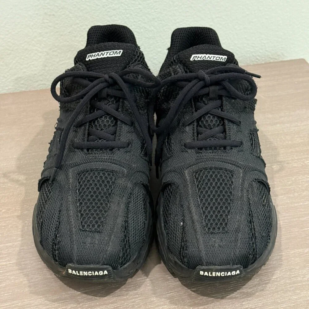 Balenicaga Phantom low trainers